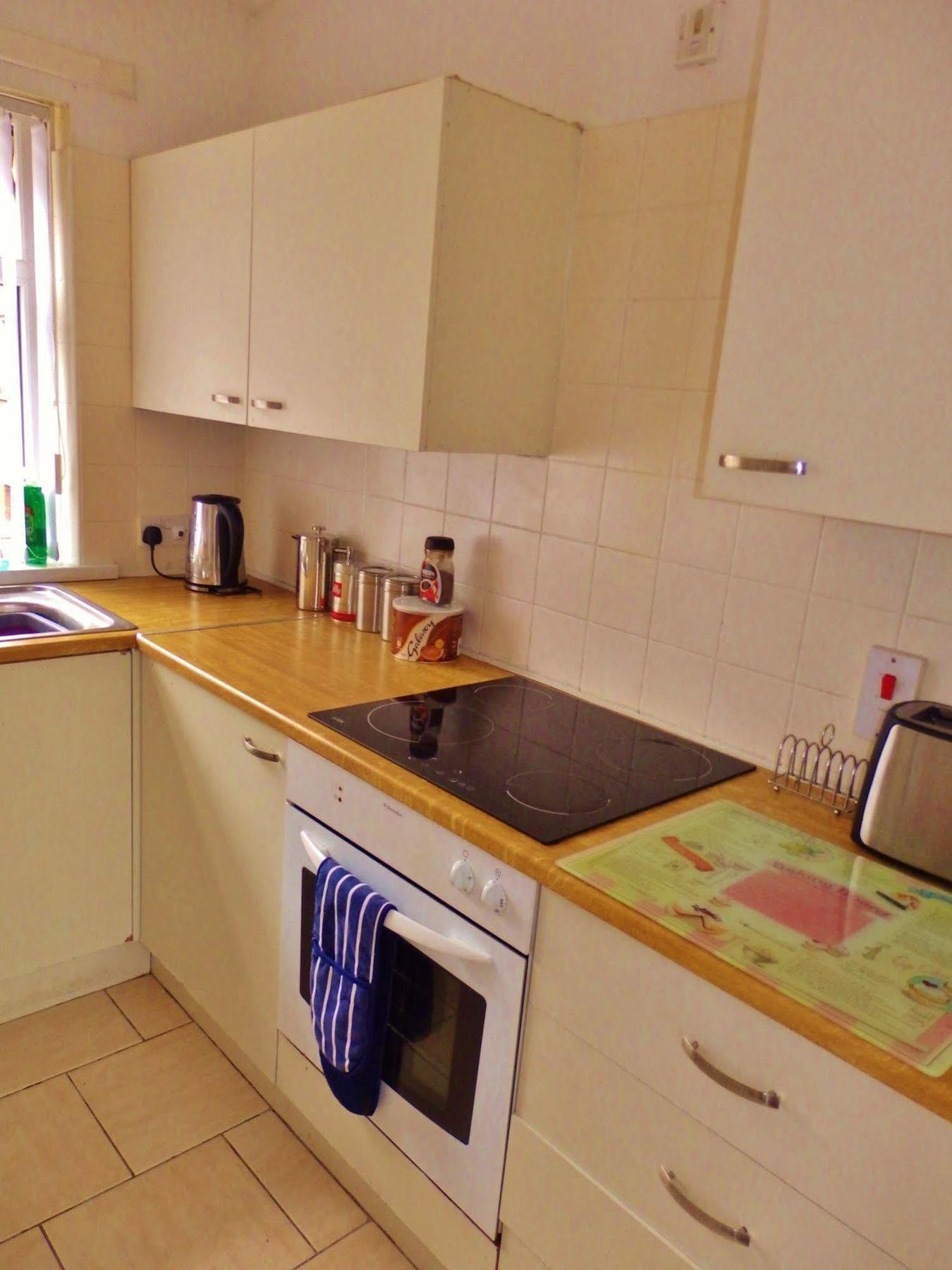 Perfect Central City Location - Parking - 3 Beds - 2 Bedrooms Μπέλφαστ Εξωτερικό φωτογραφία