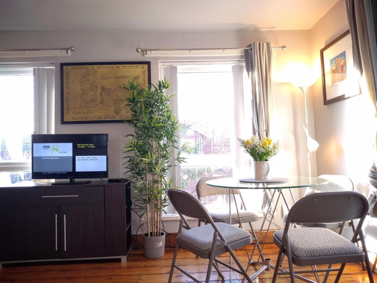 Perfect Central City Location - Parking - 3 Beds - 2 Bedrooms Μπέλφαστ Εξωτερικό φωτογραφία